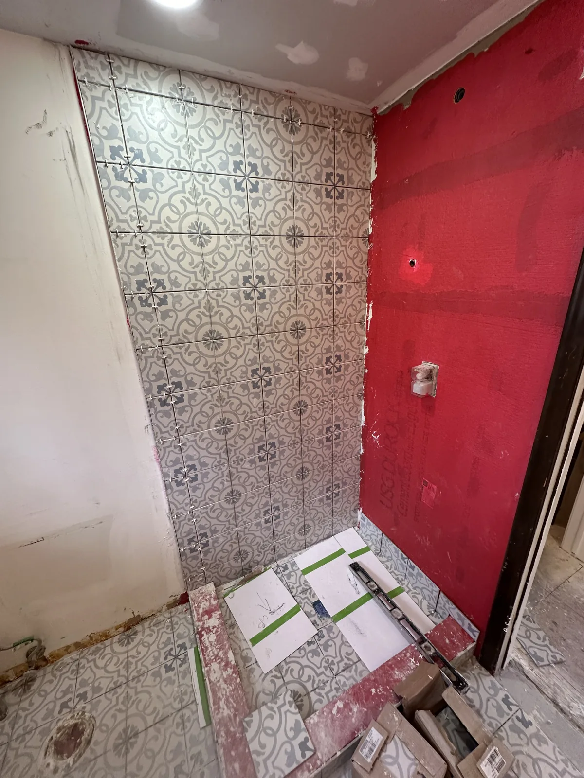 Finished bathroom with double vanity and chandelier, Rochester Hills